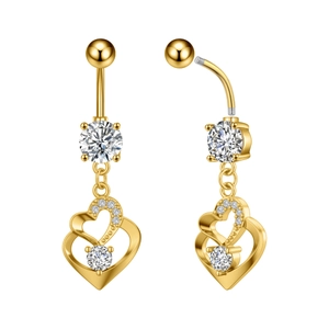 Detalle del piercing de ombligo de corazón dorado con circonitas claras, abierto y cerrado