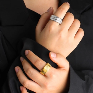 Modern Stainless Steel Wide Striped Ring For Men Women Minimalist Industrial Style Pleated Tubogas Finger Ring Jewelry Gift