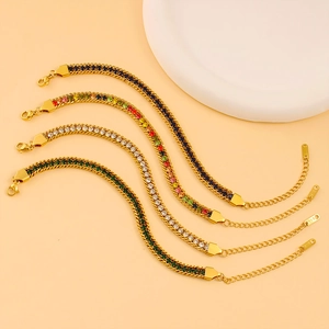 Bracelets élégants en acier inoxydable plaqué or 18K avec zircons colorés