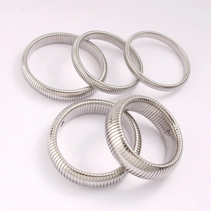 Five-piece set of silver 304 stainless steel stretch bracelets with textured snake patterns