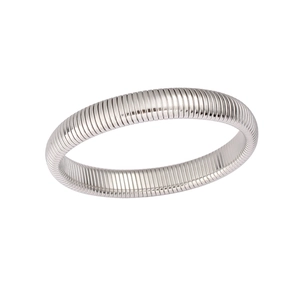 Detailed view of silver 304 stainless steel tubogas stretch bracelet with flexible design