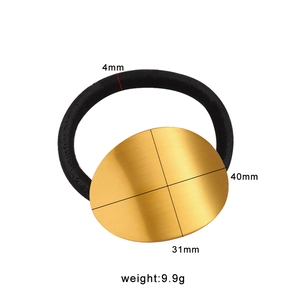 Détail des dimensions de l'élastique doré ovale de 40 mm avec une cordelette de 4 mm