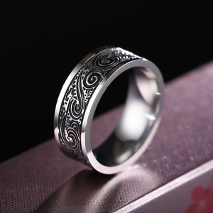 8mm Vintage-Titanstahlring mit gravierten Wolkenmustern für Damen und Herren