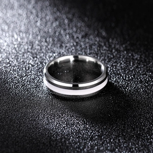 6mm minimalistischer Silber-Edelstahlring mit weißem Emaillestreifen für Damen und Herren