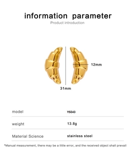 Detailed dimensions of 18K gold stainless steel croissant horn earrings, 31mm x 12mm size