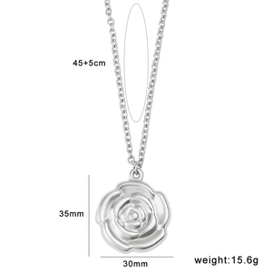 Details zur Rosen-Halskette mit Angaben zu Abmessungen und Kettenlänge in Silberoptik
