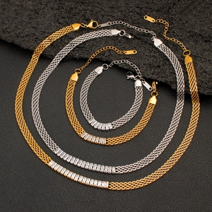 Mesh chain necklace and bracelet set with square zircon in 18k gold and silver finish