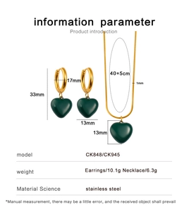 Detailed size diagram for dark green heart pendant necklace and gold earrings set