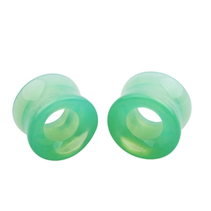 Paire d'écarteurs d'oreilles en verre vert translucide avec design évasé double