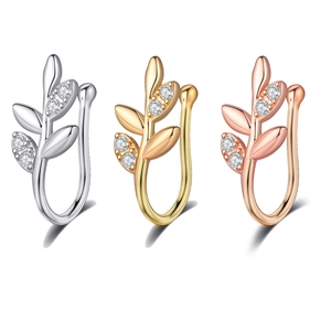 Set di tre clip per il naso a foglia in oro, argento e oro rosa con strass luccicanti