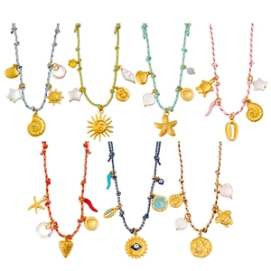 Colliers bohèmes réglables en acier titane plaqué or 18 carats avec cordons tressés colorés