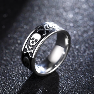 8mm punk style stainless steel ring featuring vintage skull and crossbones relief
