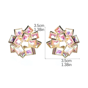 Golden flower earrings with sparkling cubic zirconia crystals and 3.5cm star shape design