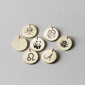 Rundanhänger Aus Edelstahl Für Die DIY-Schmuckherstellung Konstellation Tier Alphabet Gravierte Münz-Metall-Charms