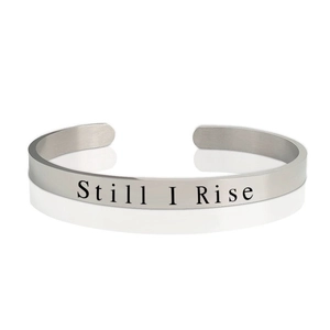 Bracelet jonc minimaliste en acier inoxydable avec citation gravée Still I Rise