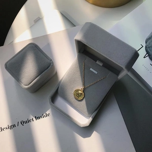 Minimalist Velvet Satin Jewelry Box For Rings Earrings Necklaces Grey Champagne Elegant Wedding Gift Display Packaging Case