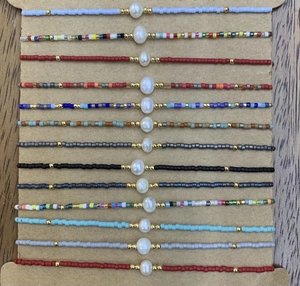 Ensemble de bracelets en perles Miyuki faits main avec perles naturelles sur cartes