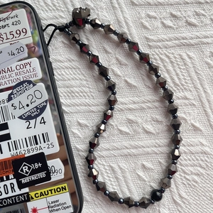 Chic dark gray crystal skull and geometric beaded wrist strap for mobile phones