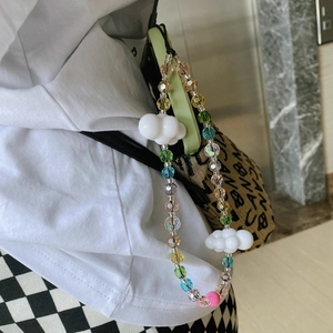 Handgefertigte Bunte Perlen Handy Kette Mit Süßen Weißen Wolken Anhängern Acryl Kristall Perlen Anti-Verlust Band Für Damen Handy Tasche Deko