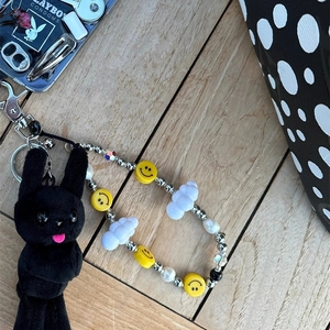 Cinturino per Telefono in Perline Fatto a Mano Faccina Sorridente Nuvola Bianca Imitazione Perla Artificial Ciondolo per Donna Accessorio