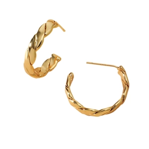 Orecchini a cerchio a C geometrici a corda intrecciata placcati in oro 18K lucido