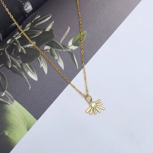 18K Gold Plated 316 Stainless Steel Sunburst Zirconia Pendant Necklace For Women Bohemian Minimalist Luxury Jewelry Gift