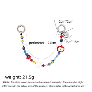 Lanière de téléphone perlée colorée avec perles arc-en-ciel et pendentif pomme rouge