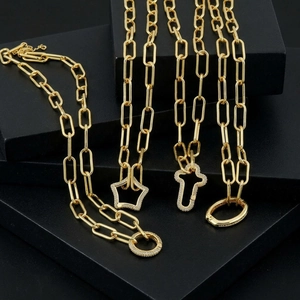 Gold Plated Copper Paperclip Chain Necklace For Women Micro Inlaid Rhinestone Lightning Star Hamsa Pendant Necklace Jewelry
