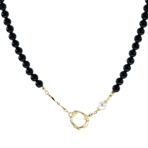 Collier élégant en or avec perles d'onyx noir et pendentif anneau martelé irrégulier
