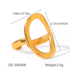 Macro shot of adjustable golden hollow oval ring with precise size and weight measurements