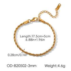 Detail of 18K gold stainless steel rope chain bracelet with lobster clasp and extender