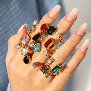 Anello aperto in acciaio inossidabile con zirconi geometrici colorati per donna lusso