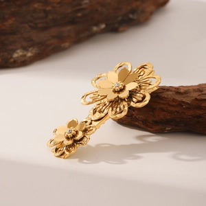 Pince à cheveux fleur élégante plaquée or 18k avec zircons brillants et design double pétale