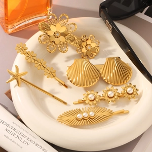 Barrettes à Cheveux en Acier Inoxydable Plaqué Or 18K avec Marguerite Étoile de Mer et Coquillage pour Femmes Élégantes Épingles à Cheveux en Künstliche Perle d'Imitation