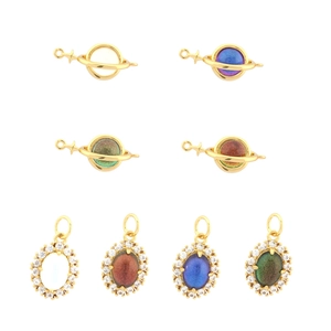 18K vergoldete Kupfer-Anhänger Set mit Planeten-Design und Zirkonia-Kristallen
