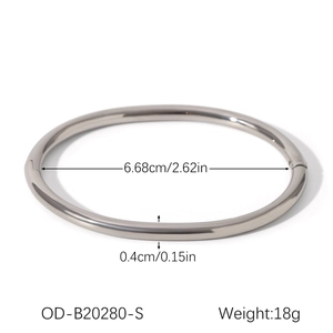 Technical dimensions of 6.68cm inner diameter silver stainless steel bangle with clasp