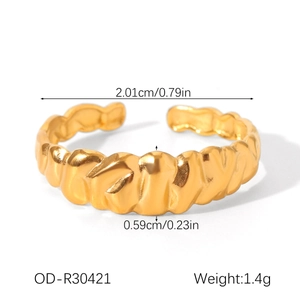 Detailed sizing chart for gold wavy adjustable stainless steel ring with measurements