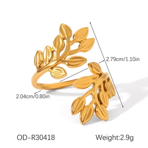 Detailed dimensions of gold 18K stainless steel leaf ring with weight and size specifications