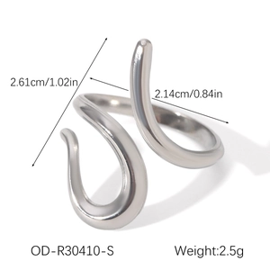 Misure dettagliate di un anello a spirale vintage in acciaio inossidabile largo 2,61 cm