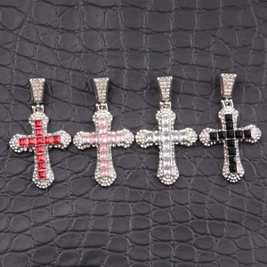 Cross necklace pendant with hip hop zircon pavé diamonds in four various colors