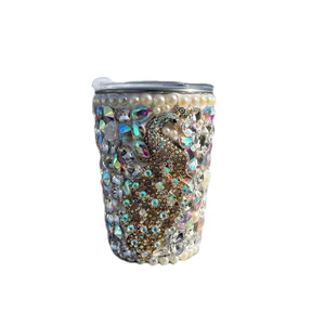 Elegant 304 stainless steel tumbler with handmade pearls and peacock diamond decoration