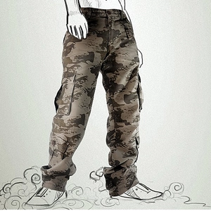 Men's camouflage cargo pants with multi-pockets and drawstring cuffs in brown earth tones