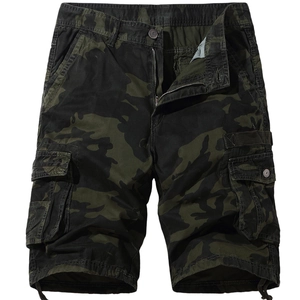 Men's camouflage cargo shorts with multi-pockets and loose fit for summer outdoor casual wear