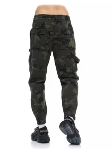 Men's camouflage cargo pants with multi-pockets and ribbed cuffs in deep green pattern