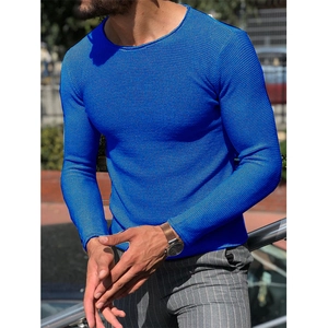 Maglione da uomo slim fit a maniche lunghe in blu acceso con classico girocollo in maglia