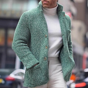 Türkisfarbene Herren-Strickjacke mit Knöpfen und stilvollem Umlegekragen für den Winter