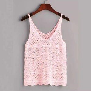 Pink knitted hollow sleeveless camisole top with V-neck and geometric pattern