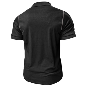 Vue arrière du polo en tricot noir pour homme avec coutures contrastées gris clair