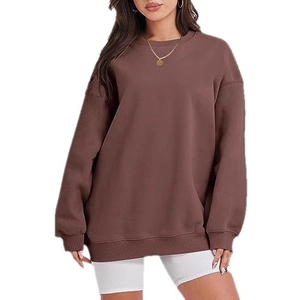 Oversized deep brown crewneck sweatshirt with drop shoulders and ribbed cuffs for women