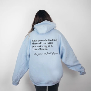 Felpa oversize azzurra con scritta Dear Person Behind Me sul retro della maglia